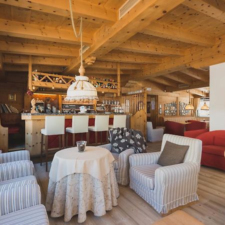 B&B Garni Villa Campitello Campitello di Fassa Kültér fotó
