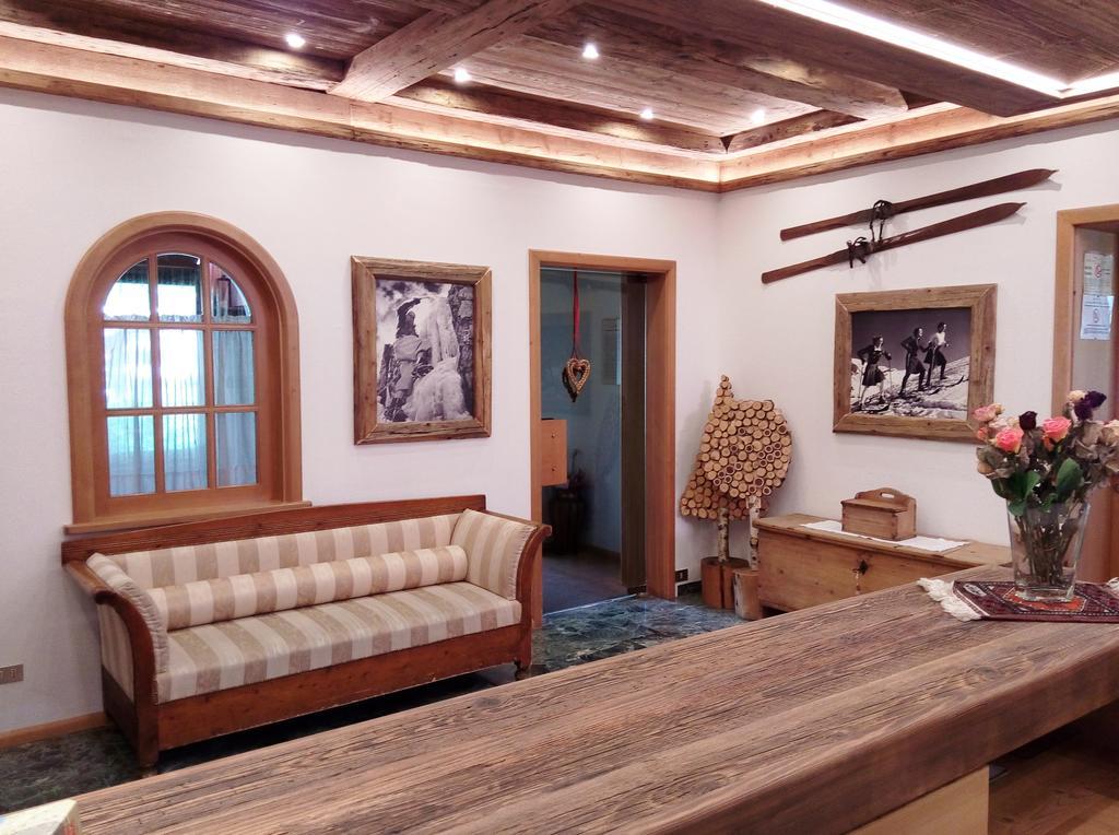 B&B Garni Villa Campitello Campitello di Fassa Kültér fotó